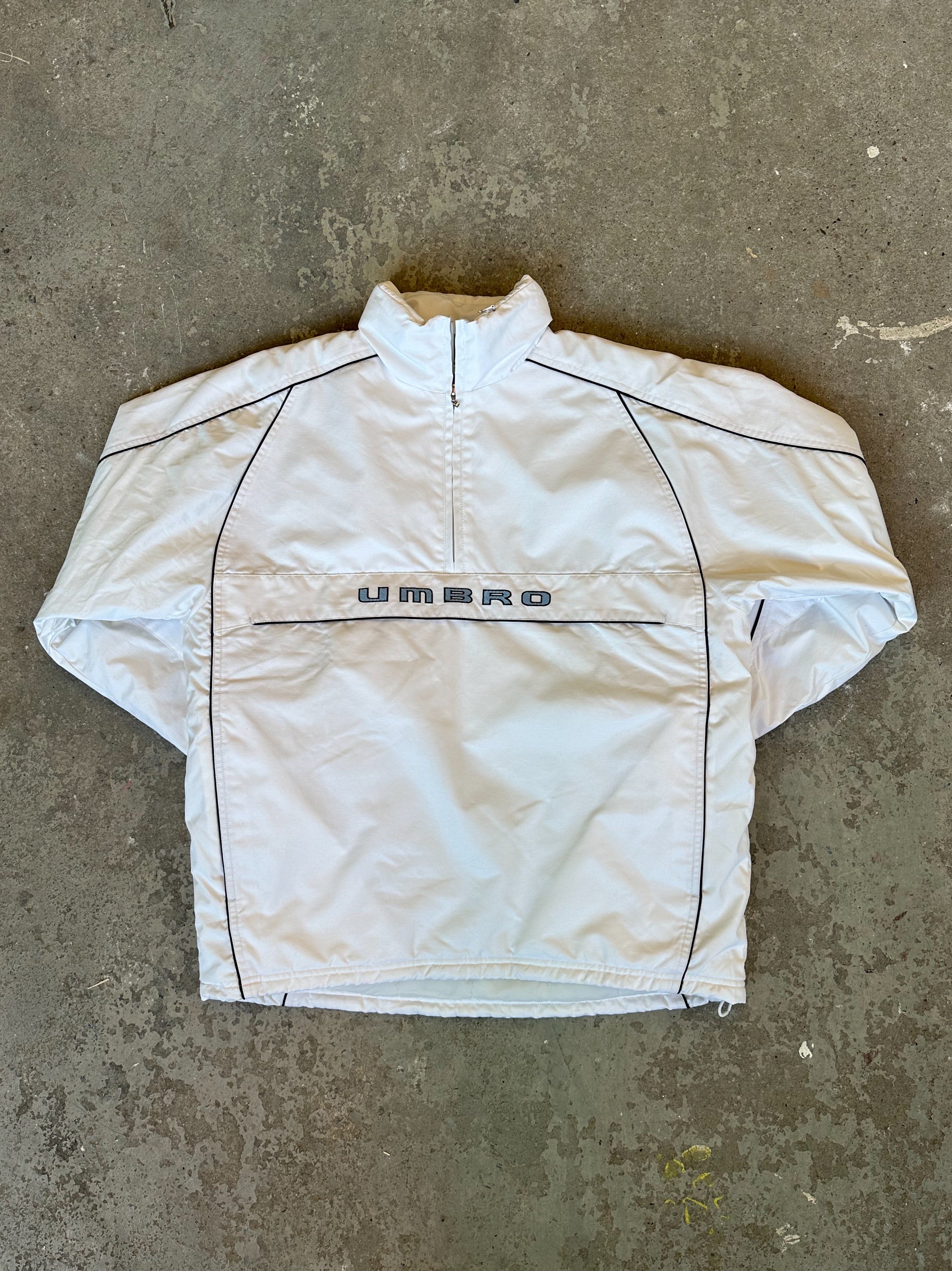 UMBRO × JOURNAL STANDARD Warm Up Anorak UMBRO（アンブロ）の「UMBRO × JOURNAL STANDARD / Warm Up
