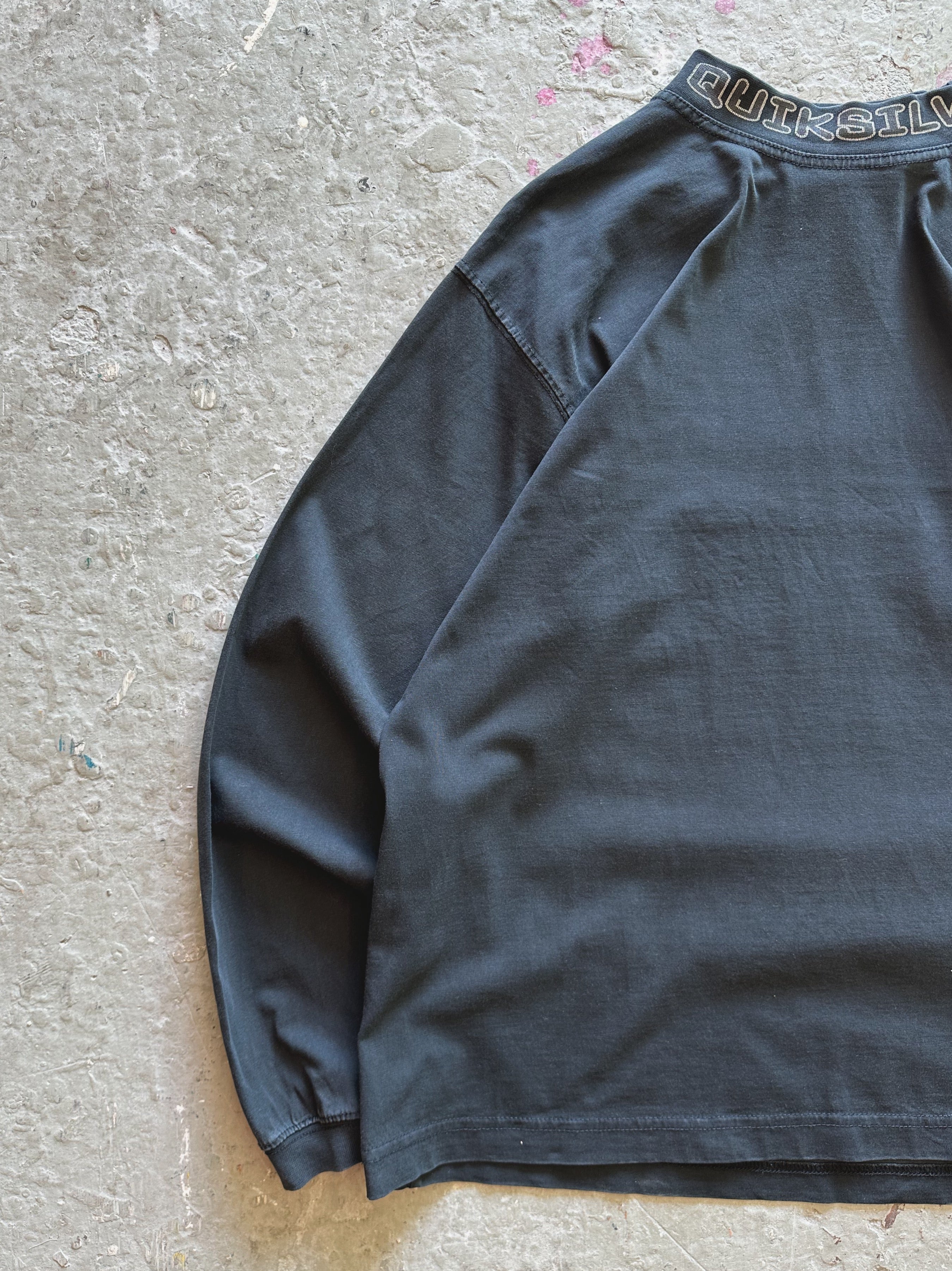 Vintage Neckline Staple Quiksilver Longsleeve Tee - Small