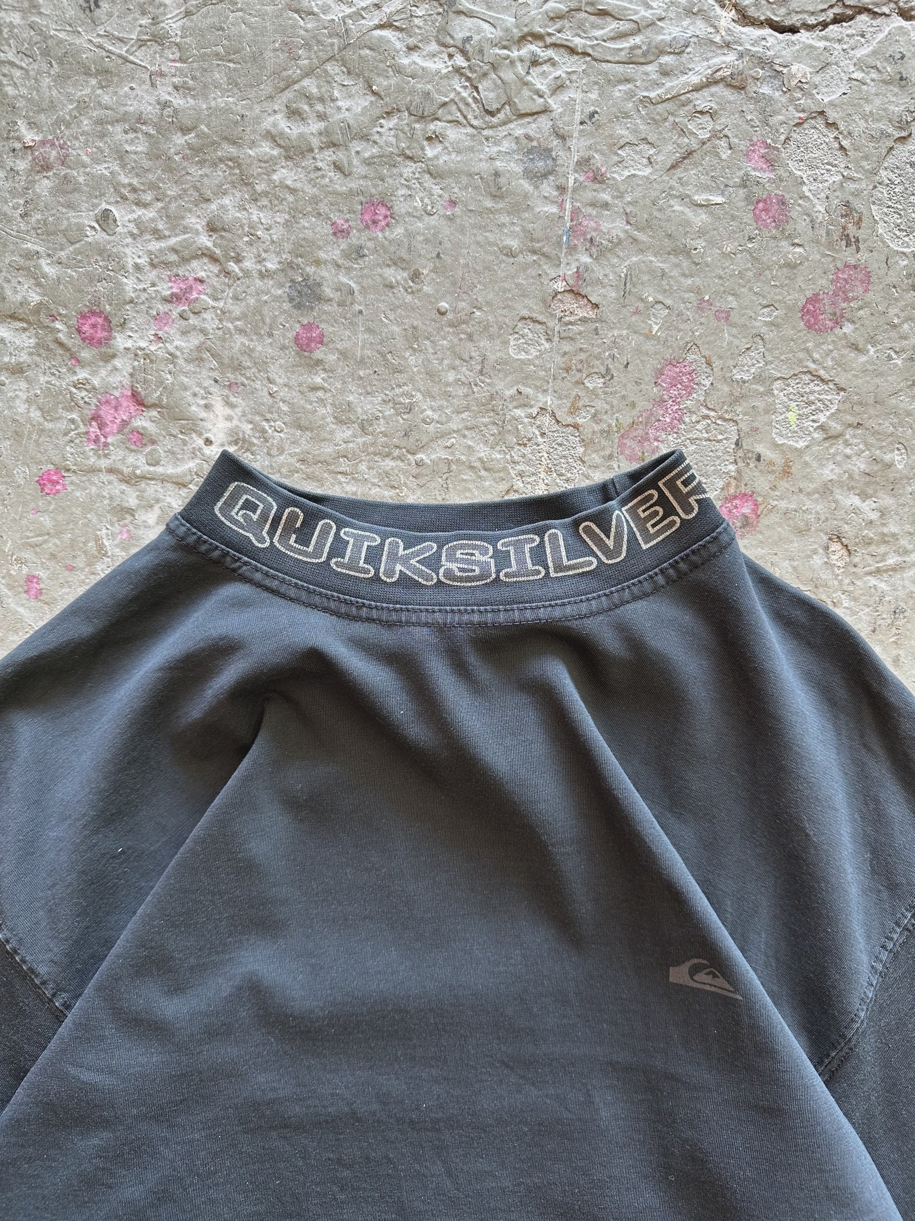 Vintage Neckline Staple Quiksilver Longsleeve Tee - Small