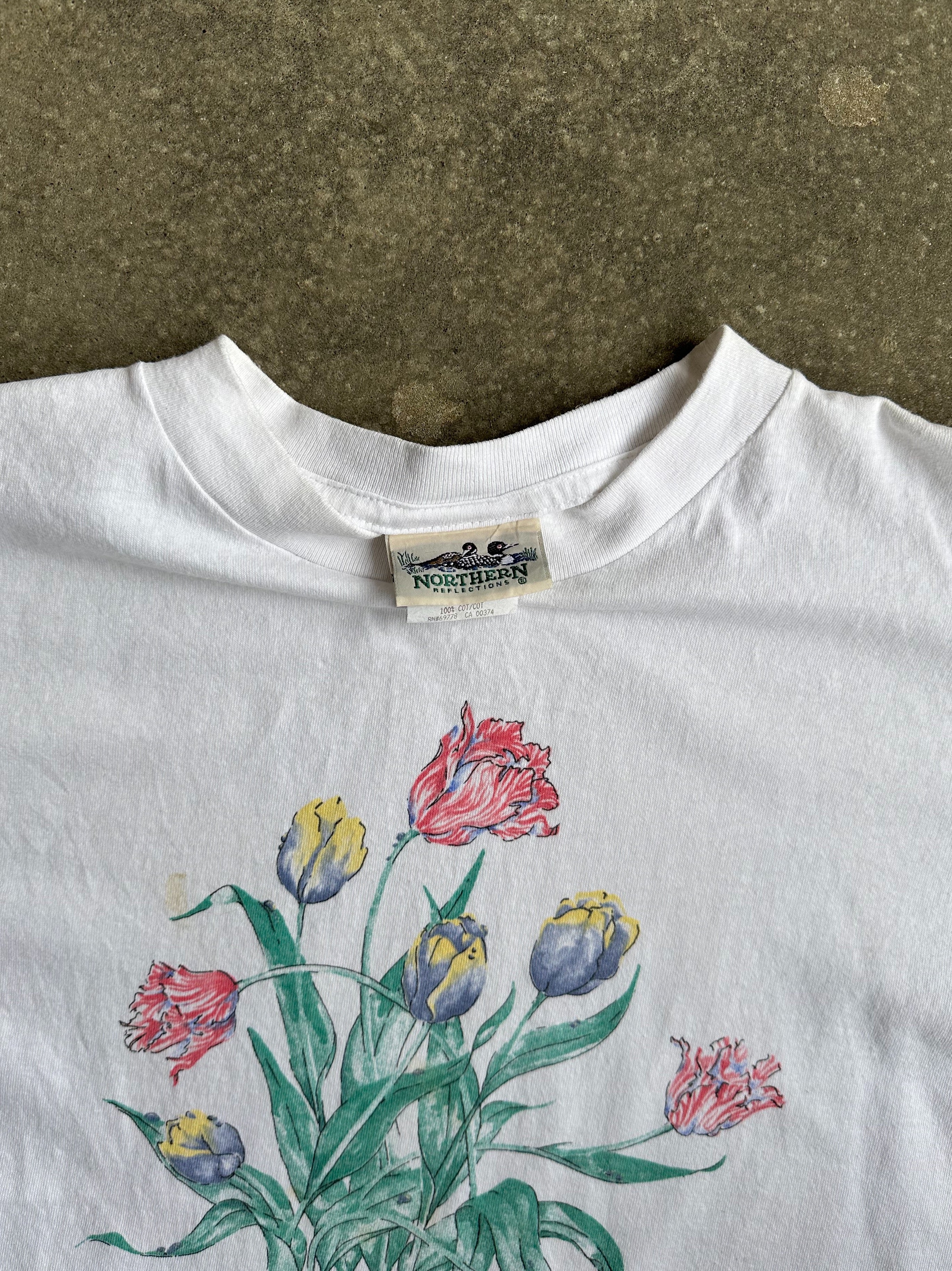 Vintage Made in Canada Single Stitch Flower Tee - Medium